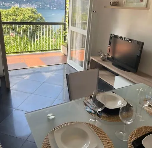House - View & Solarium Lejlighed *